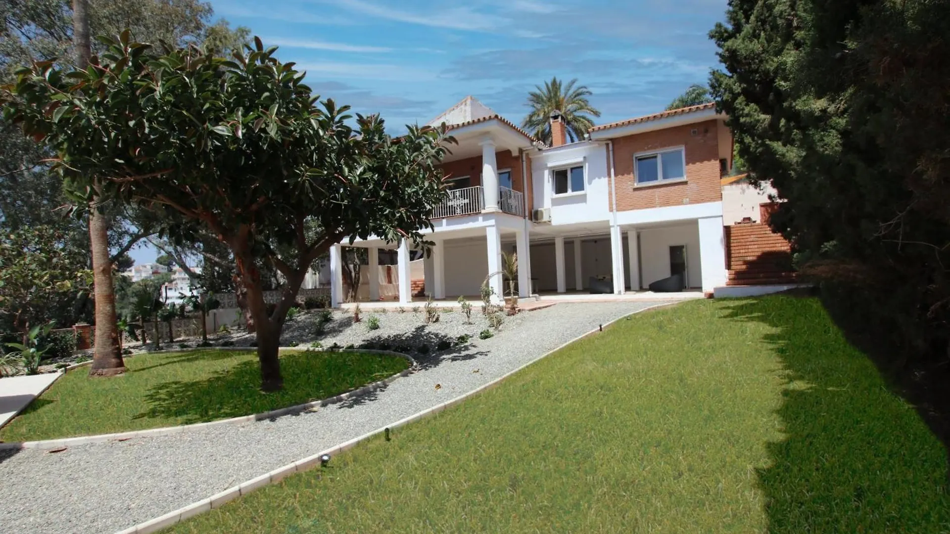 Tess Villa Olmos Málaga